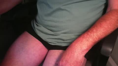 Snapshot of der_joe chatting on 10.27.25 Joe online show from 10.27.25