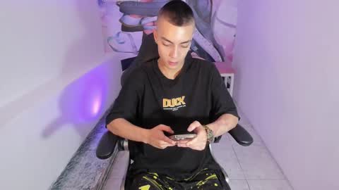 Dereck Boy online show from 11.10.25