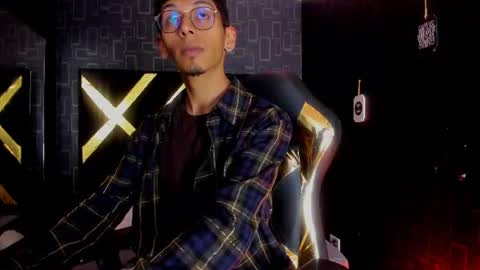 Dereck online show from 06.04.26