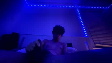 derek9169 online show from 11.18.25