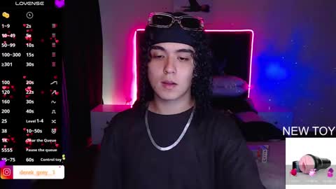 Derek independent online show from 02.10.25