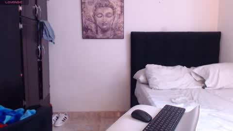 Derek online show from 11.25.25