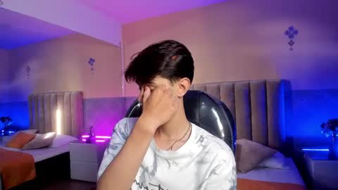 derek_sinn online show from 04.16.26