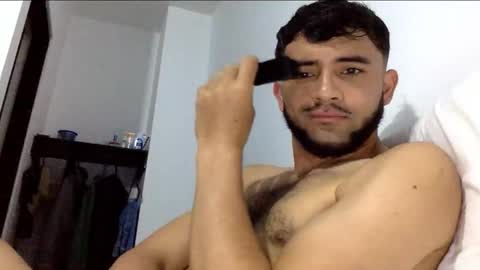 Snapshot of derek_smiith chatting on 11.19.25 Derek smiith online show from 11.19.25