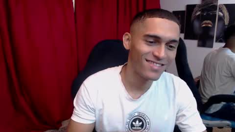 Snapshot of derek_storm_ chatting on 09.29.25 D E R E K online show from 09.29.25