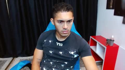 D E R E K online show from 12.22.25