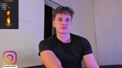 Snapshot of derekolsen_ chatting on 10.14.25 Derek IG Derekolsen2024 online show from 10.14.25