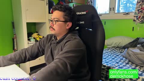 Snapshot of derrick_hose chatting on 02.26.25 Derrick Hose online show from 02.26.25