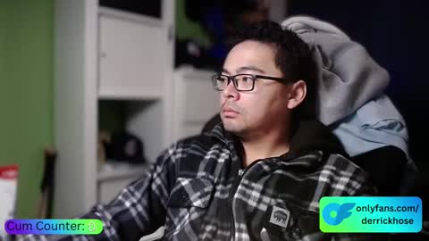 Snapshot of derrick_hose chatting on 09.14.25 Derrick Hose online show from 09.14.25