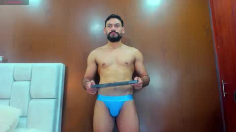 DerryBigger CM online show from 12.14.25