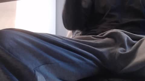 derstier02 online show from 10.29.25