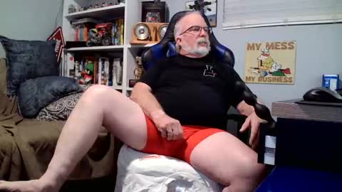 Snapshot of desertknight56 chatting on 10.23.25 D K online show from 10.23.25