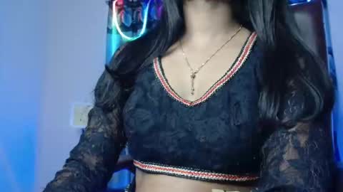 Snapshot of desi_baby_doll chatting on 11.21.25 Dolly online show from 11.21.25