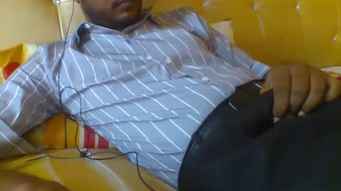 Snapshot of desidaddy_69 chatting on 12.26.24 desidaddy_69 online show from 12.26.24