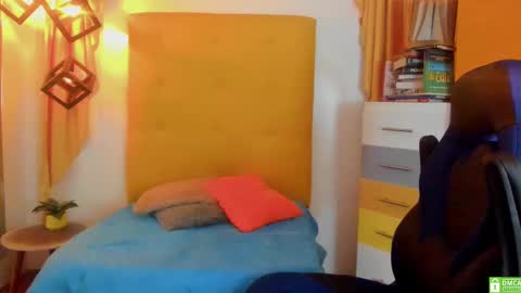 Snapshot of designturbate chatting on 02.16.25 Designturbate online show from 02.16.25