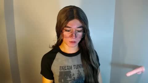 LORINE online show from 12.25.24