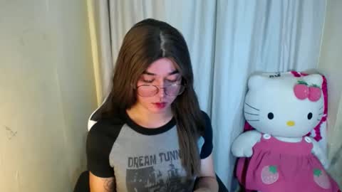 LORINE online show from 02.23.25