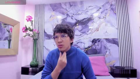 Snapshot of desire_ecstasy chatting on 10.21.25 desire_ecstasy online show from 10.21.25