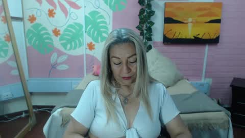 VALERIA online show from 09.19.25