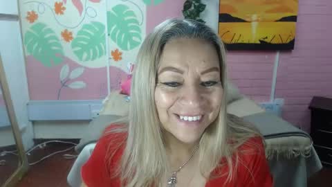 Snapshot of desire_latin chatting on 02.17.26 VALERIA online show from 02.17.26