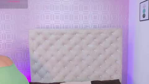 Sara Desire online show from 10.02.25