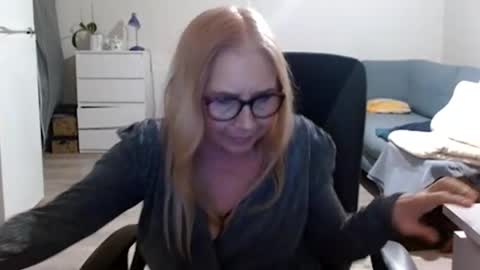 S O F I A online show from 02.22.25