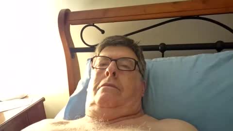 Desmon1958 online show from 03.12.26