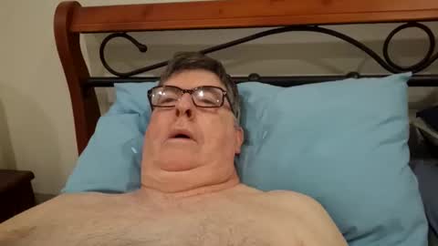 Desmon1958 online show from 03.18.26