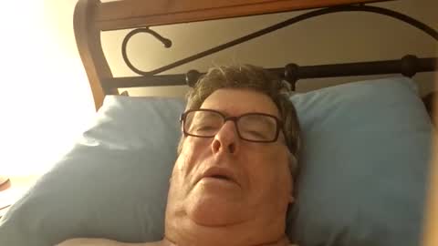 Desmon1958 online show from 04.10.26