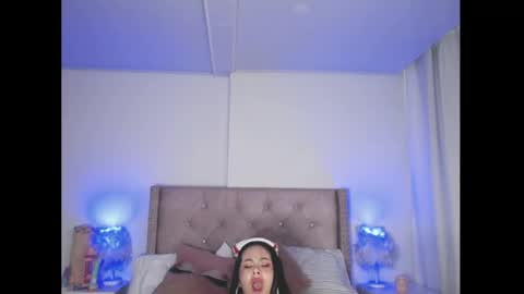 Snapshot of destinysweet21 chatting on 12.07.24 destinysweet21 online show from 12.07.24