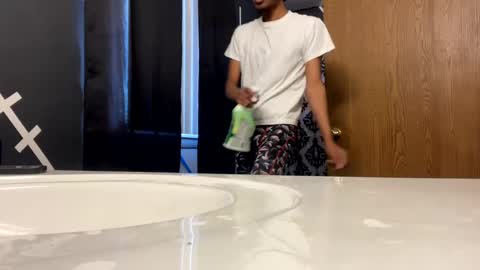 Snapshot of detroitbiguy chatting on 12.02.24 Nastytae313 online show from 12.02.24