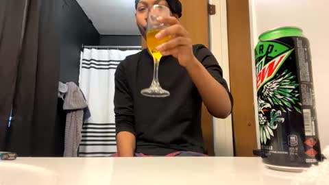 Snapshot of detroitbiguy chatting on 02.17.25 Nastytae313 online show from 02.17.25