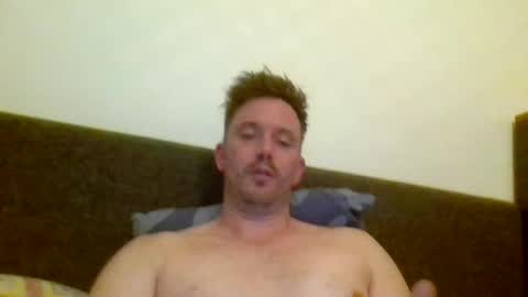 Snapshot of deutero1986 chatting on 07.11.26 deutero1986 online show from 07.11.26