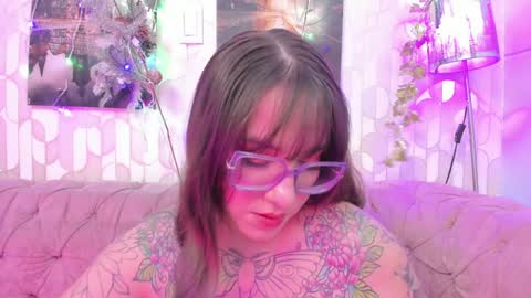 Deva Blue online show from 12.07.24