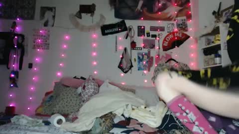 poutyangel online show from 02.23.25