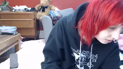 poutyangel online show from 11.30.25