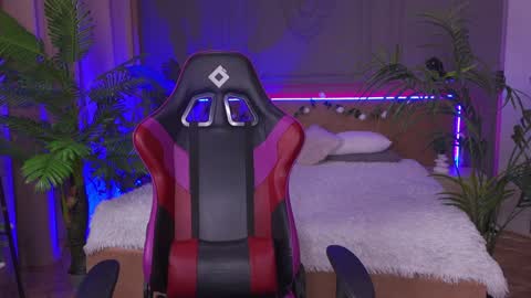 devilinee online show from 01.23.25