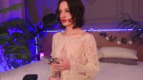 Snapshot of devilinee chatting on 11.30.25 devilinee online show from 11.30.25