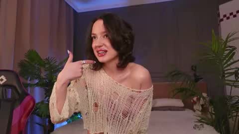 Snapshot of devilinee chatting on 02.20.26 devilinee online show from 02.20.26