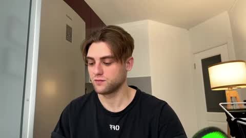 Snapshot of devilnut1 chatting on 02.13.25 devilnut1 online show from 02.13.25