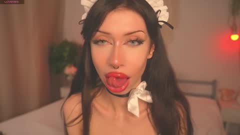 Snapshot of devilss_toy chatting on 09.20.25 CIBELLE online show from 09.20.25