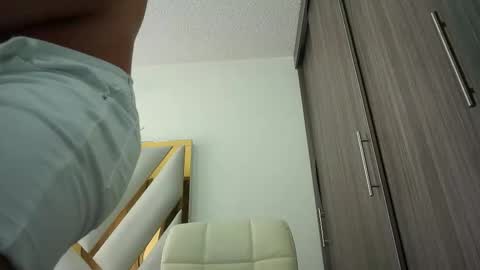 Devin Hunter online show from 10.01.25