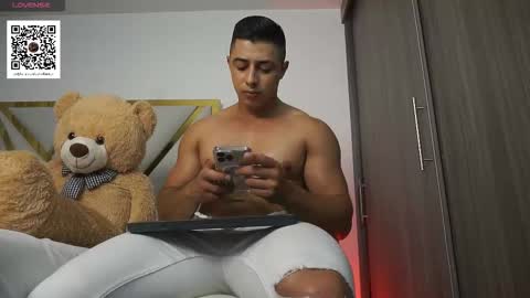 Devin Hunter online show from 11.24.25