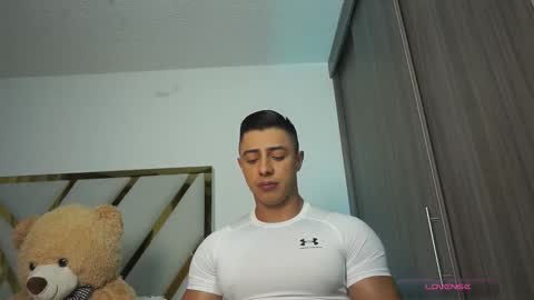 Devin Hunter online show from 12.20.25