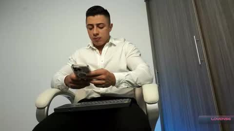 Devin Hunter online show from 01.16.26