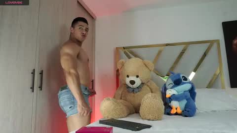 Devin Hunter online show from 02.08.26