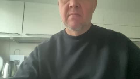 Snapshot of devon_nite chatting on 10.04.25 Devon online show from 10.04.25