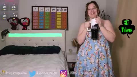 Devyn Reign online show from 03.05.26