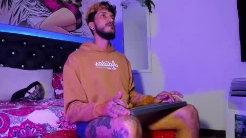 Snapshot of dex_ak586 chatting on 11.15.25 dex_ak586 online show from 11.15.25