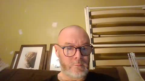 Snapshot of dextahex chatting on 12.24.24 Dexta online show from 12.24.24